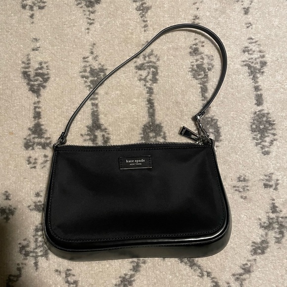 Small Kate Spade Shoulder Bag - Picture 4 of 13
